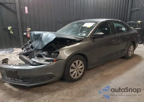 2014 Volkswagen Jetta 2.0L S z USA, uszkodzony, nr VIN 3VW2K7AJ3EM324807